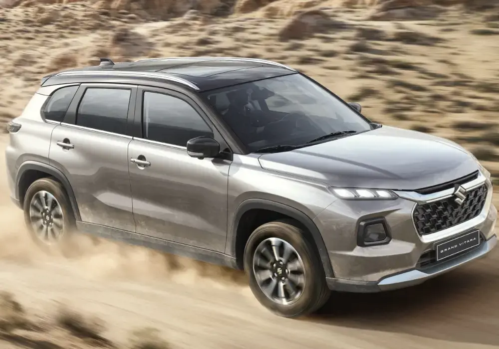 SUV Suzuki híbrido Grand Vitara color plateado